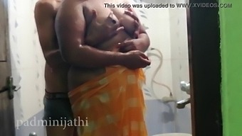 Indian Lovers Enjoy Shower Sex On Their First Date
