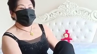 Mature Asian Lady Craving For Passionate Encounter