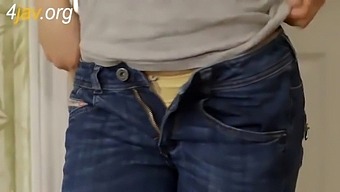 Korean Friend Gets A Full Movie Of Friendly Fucking