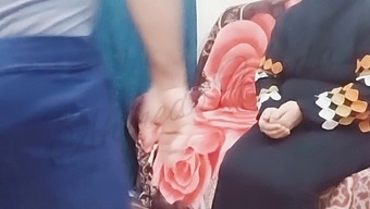 Middle-Aged Arab Woman Has Sex With Young Man In Her Husband'S Absence
