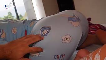I Sleep With My Stepfather'S Partner On The Same Bed