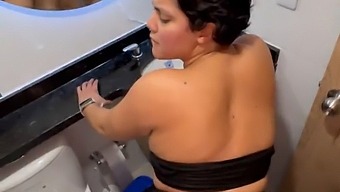 Young Colombian Girl Gets Stranger'S Phone Number And Takes Him Home For Wild Sex