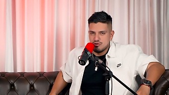 Natural Tits And A Big Ass In Hd Video From A Colombian Beauty In Only Fans.